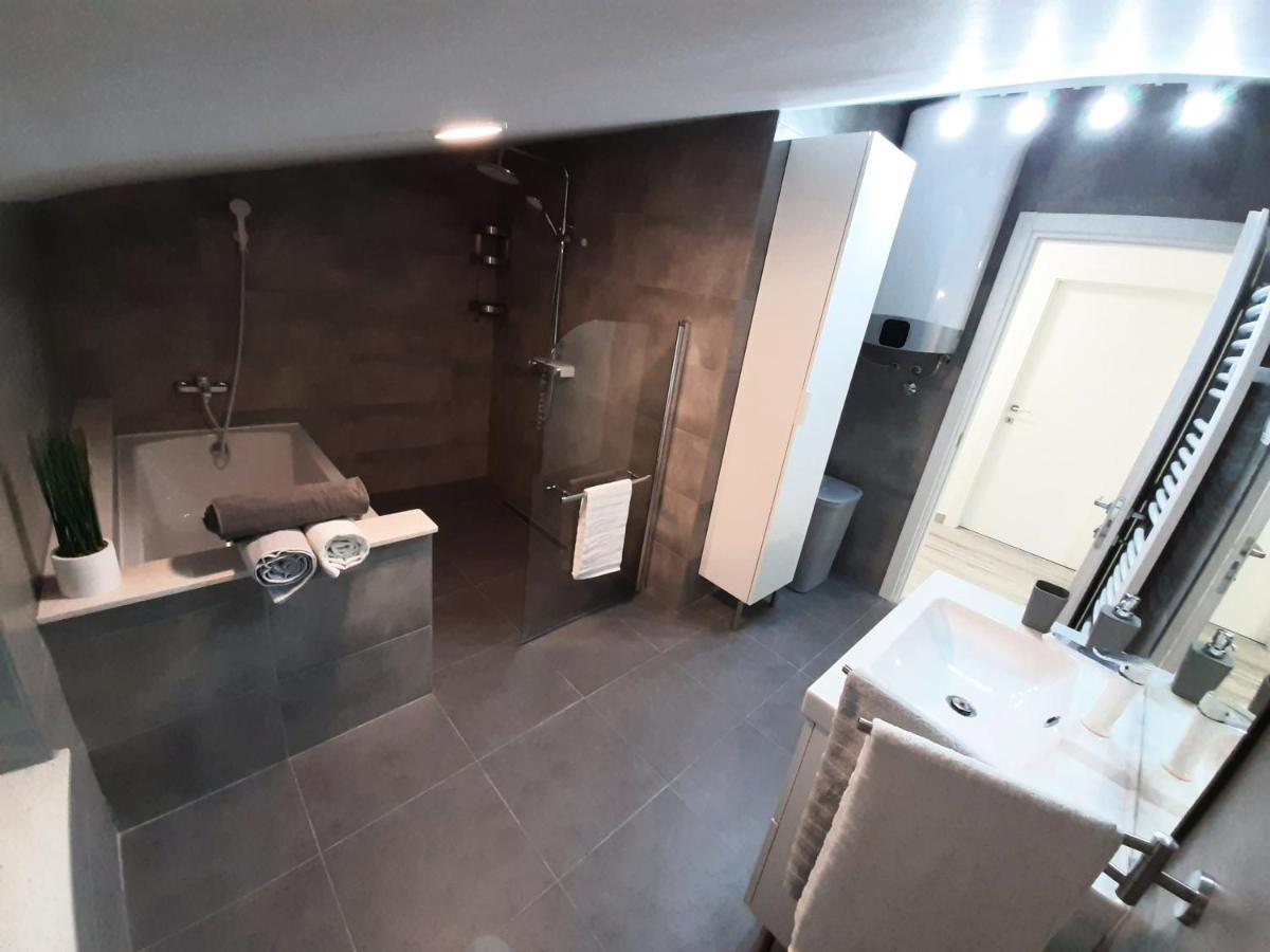 Guesthouse Villa Brestova プロミン エクステリア 写真
